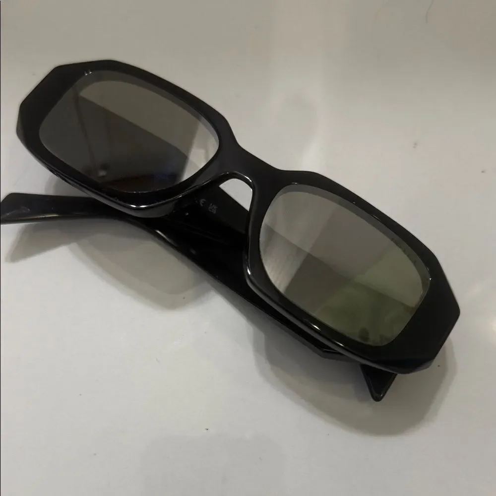 Prada stylish black